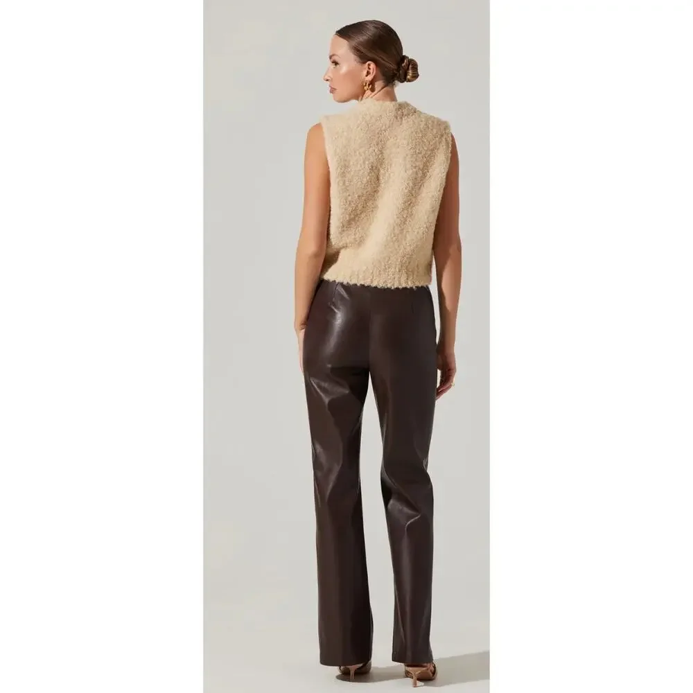 ASTR chunky Edlyn cream sweater vest